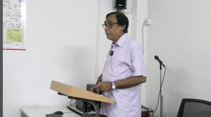 Live Lecture on Abnormal Urine Constituents by Dr. Tridibeswar Mandal – Santiniketan Medical College and Hospital